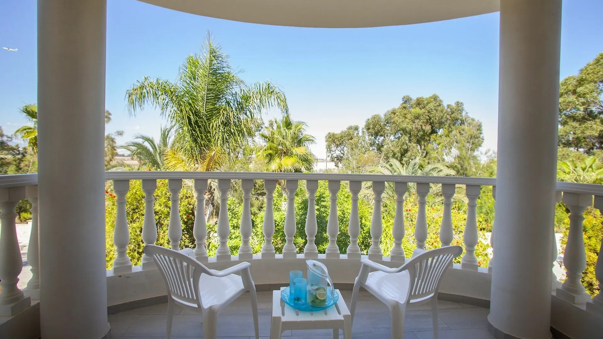 Sunset Beachfront Villa Meneou Larnaca 0*,  Cyprus